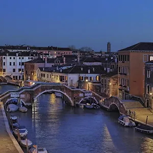 https://residenza-sabrina.hotelslidodijesolo.com