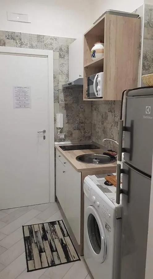 Giardinetto A Toledo Apartments Neapel 0*,  Italien